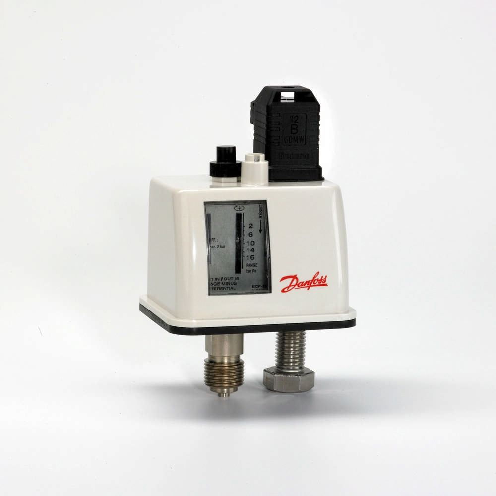 Danfoss 017B0042 — Реле давления BCP, диапазон настройки уставки 1-10 бар, дифференциал 0,45 бар, присоединение G 1/2